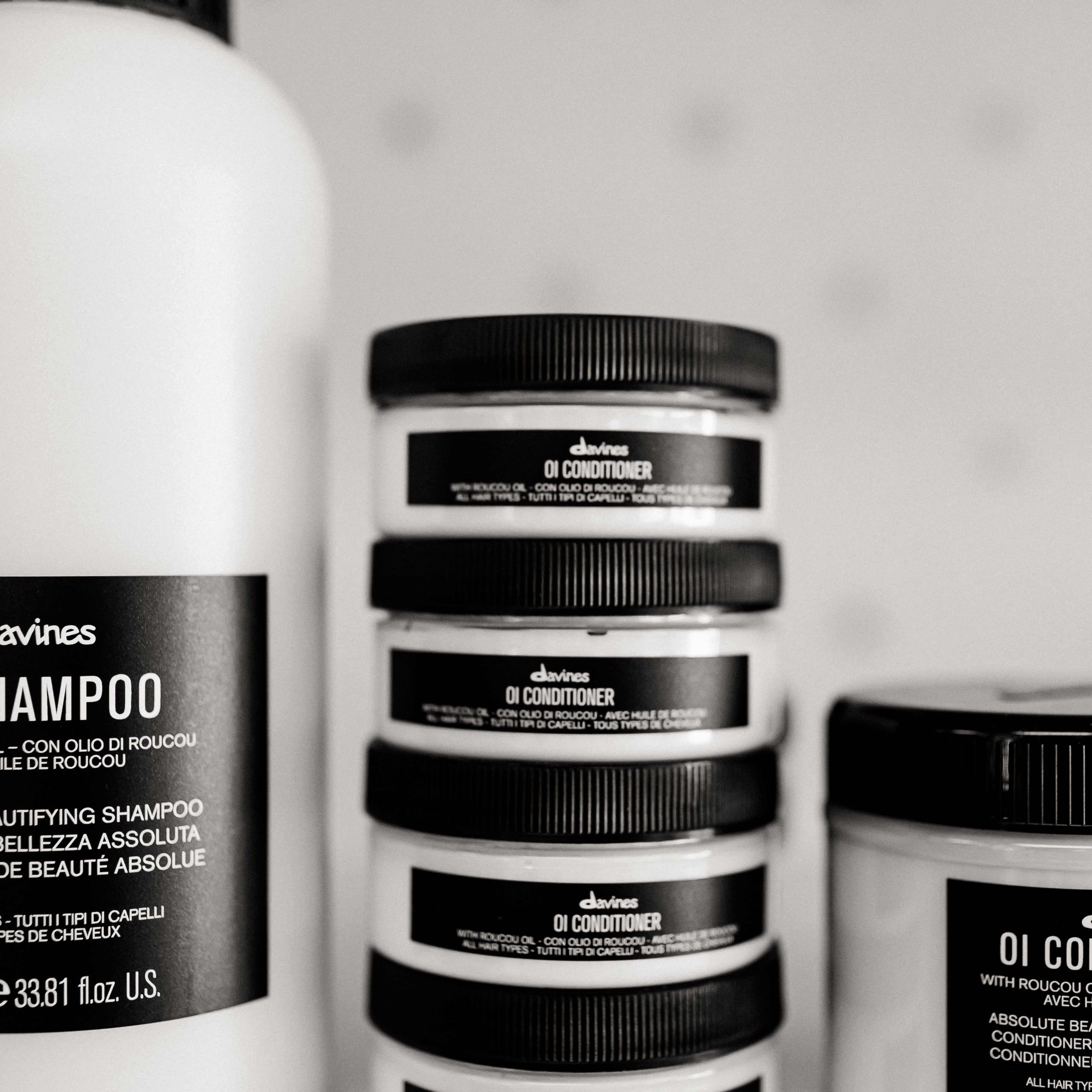 Your Ultimate Summer Beauty Guide: Radiant Skin, Glossy Hair & Must-Have Products
