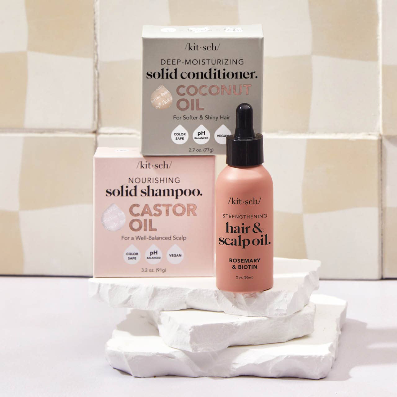 Kitsch Rosemary Scalp & Hair Oil: Strengthen hair with kitsch rosemary scalp & hair strengthening oil with biotin.